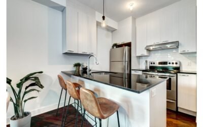 Designing Small Living Areas with Space-Saving Furniture
